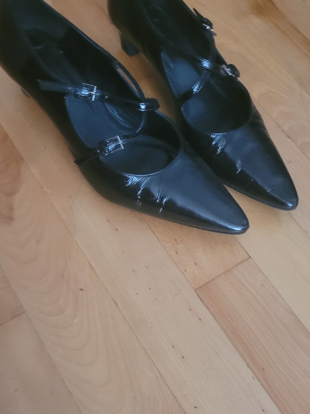 Massimo Dutti Black Pointed Mary Jane Heels